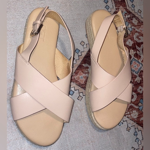 LOFT Shoes - Loft Size 8 Women's Nude Beige Platform Criss Cross Espadrille Sandals